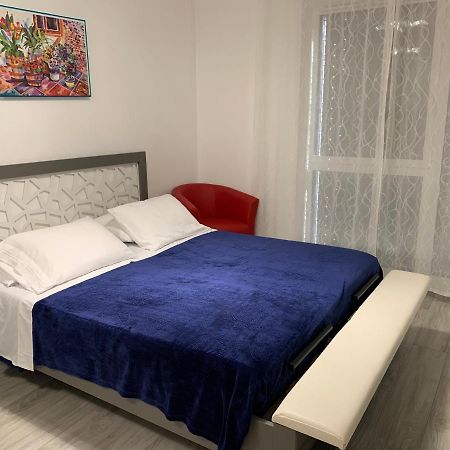B&B Kelly Plus Lausanne Ngoại thất bức ảnh