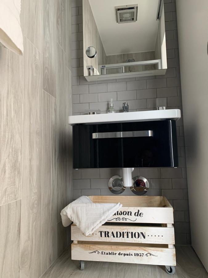B&B Kelly Plus Lausanne Ngoại thất bức ảnh