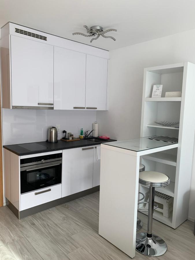 B&B Kelly Plus Lausanne Ngoại thất bức ảnh