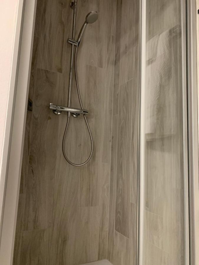 B&B Kelly Plus Lausanne Ngoại thất bức ảnh